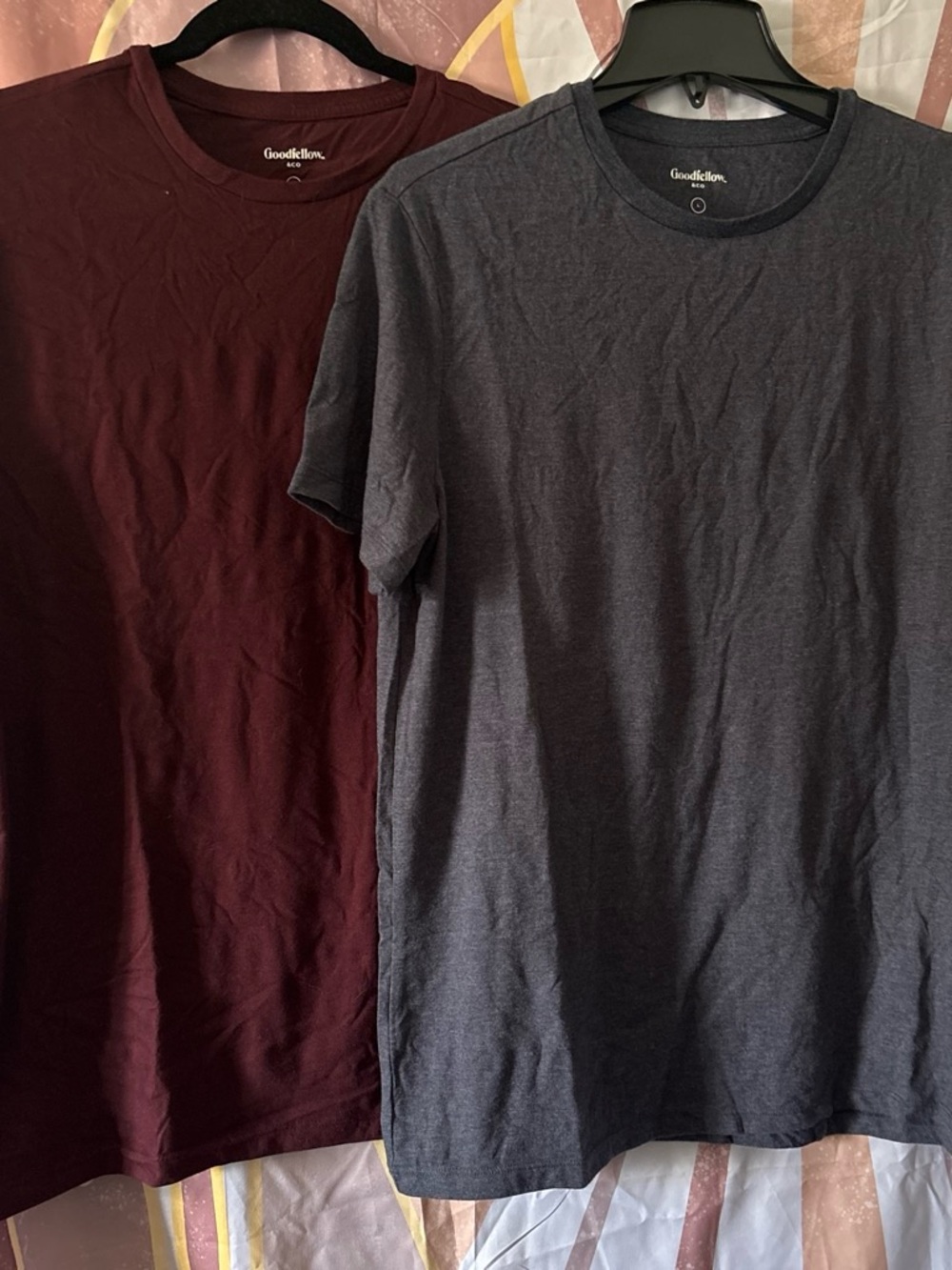 Goodfellow & Co Short Sleeve Crew Neck Tees in Burgundy and Charcoal